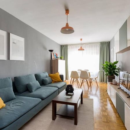 Santander Apartment Zaragoza Bagian luar foto