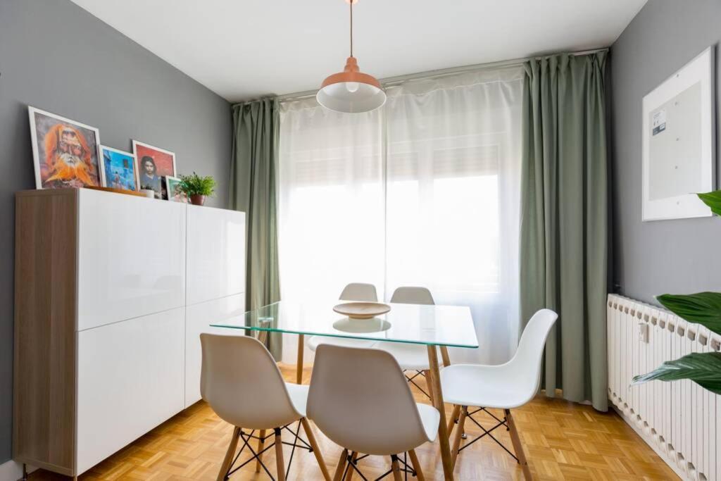 Santander Apartment Zaragoza Bagian luar foto