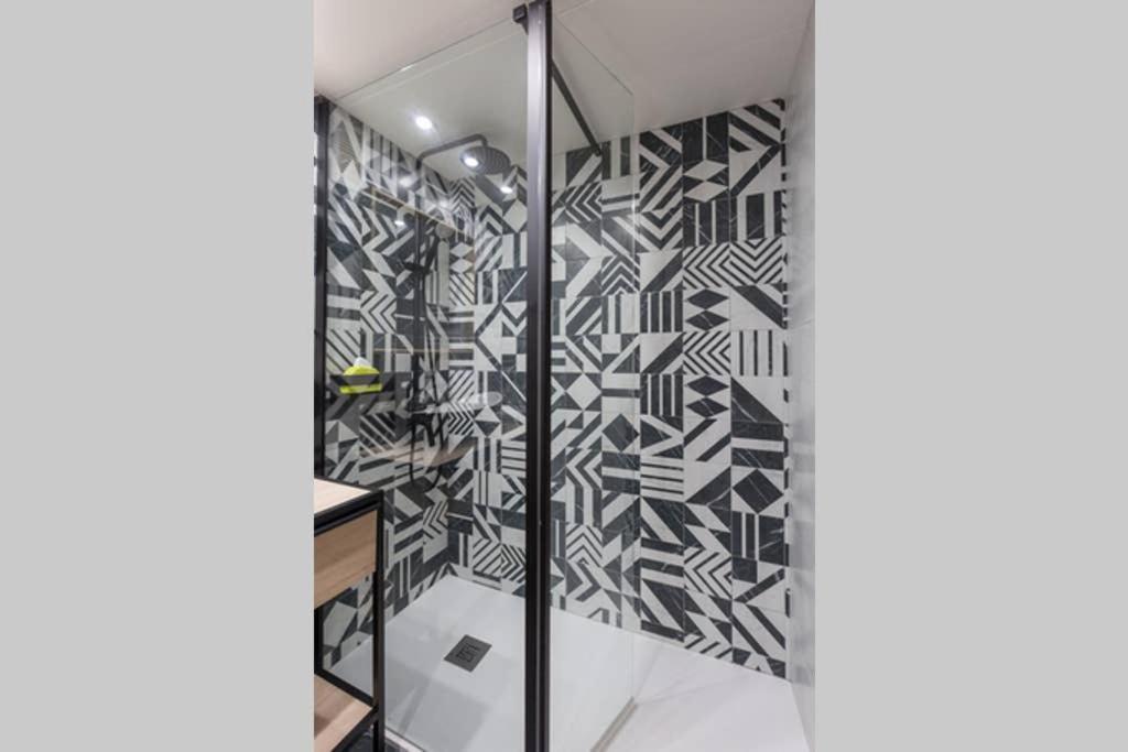 Santander Apartment Zaragoza Bagian luar foto
