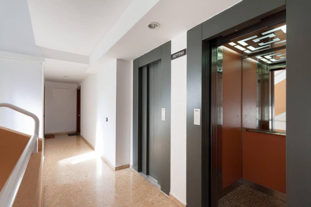 Santander Apartment Zaragoza Bagian luar foto