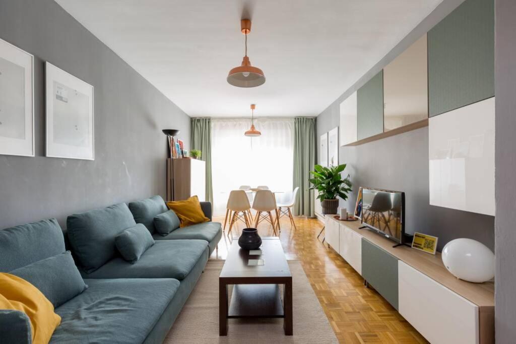 Santander Apartment Zaragoza Bagian luar foto